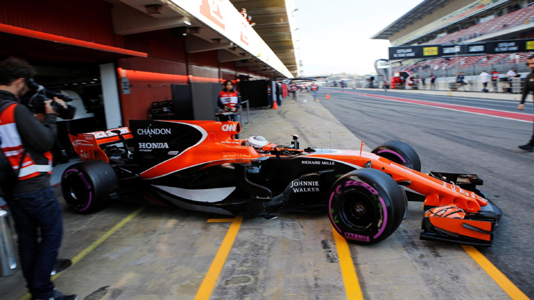 Η McLaren αφήνει τη Honda για τη Mercedes!